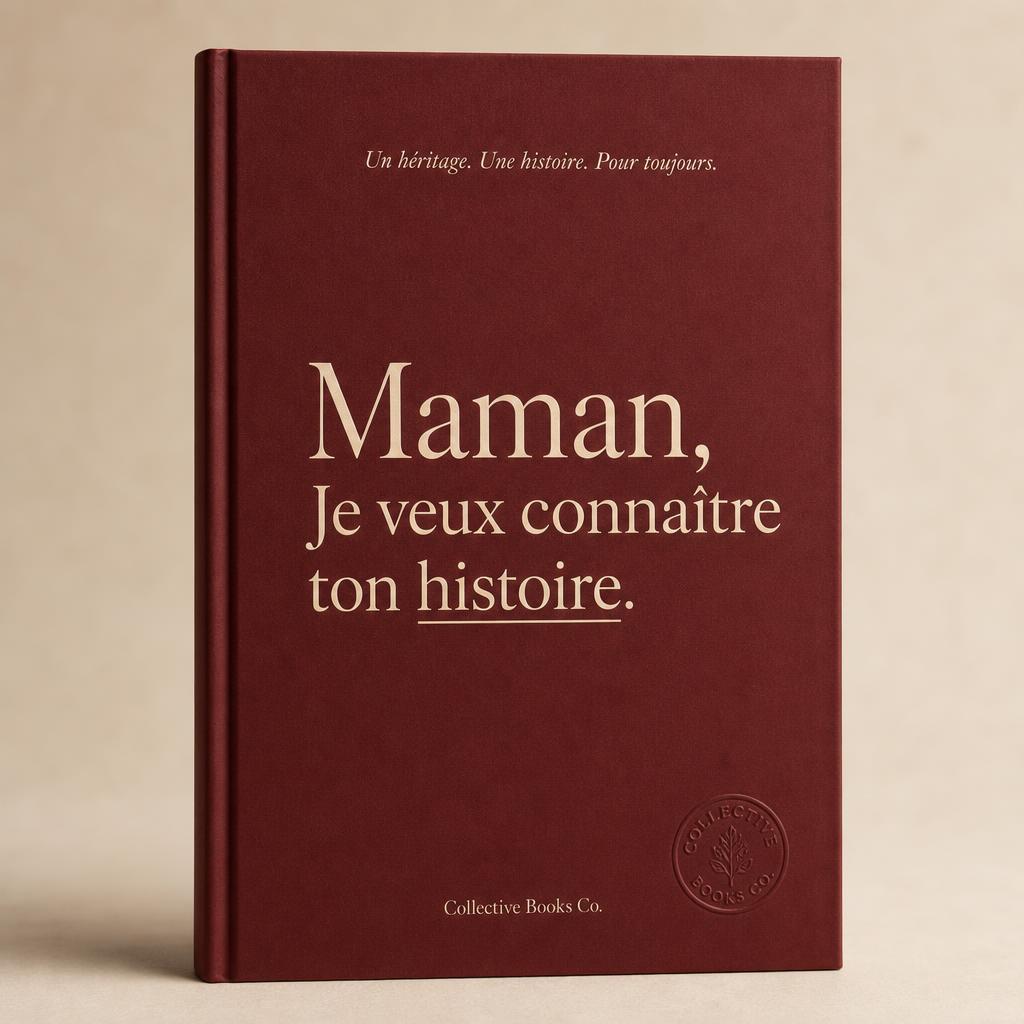 Client heureux feuilletant son journal de souvenirs Collective Books Co.